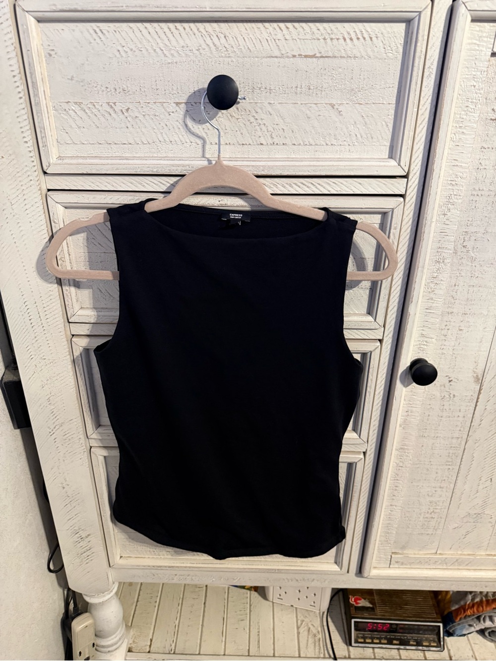 Express Women's Black Sleeveless Tank Top